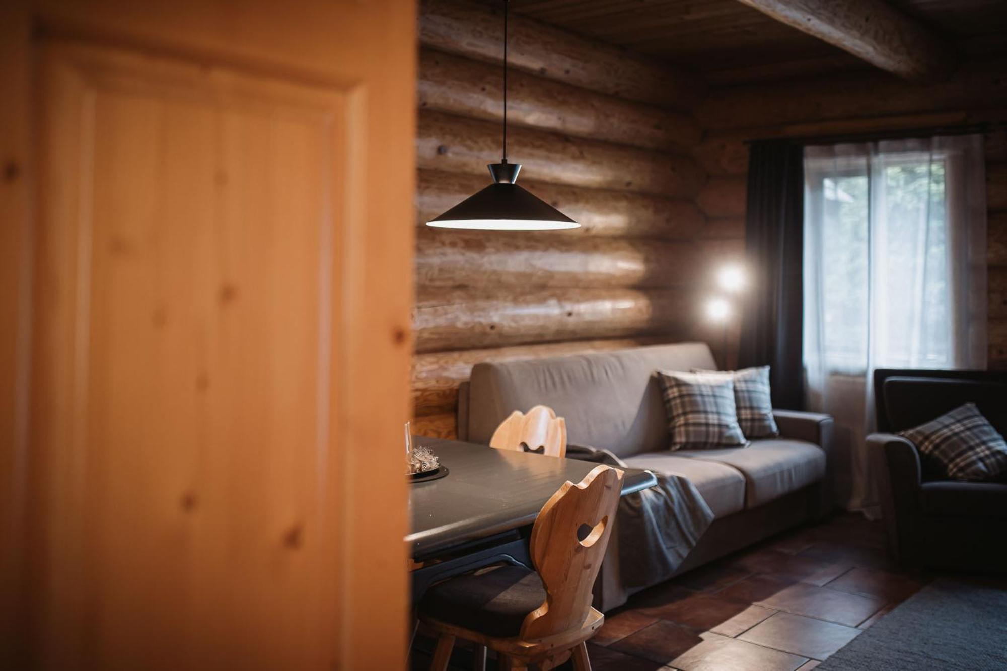 Nancy'S Holiday Homes Dolomites Rasun di Sotto Exterior photo